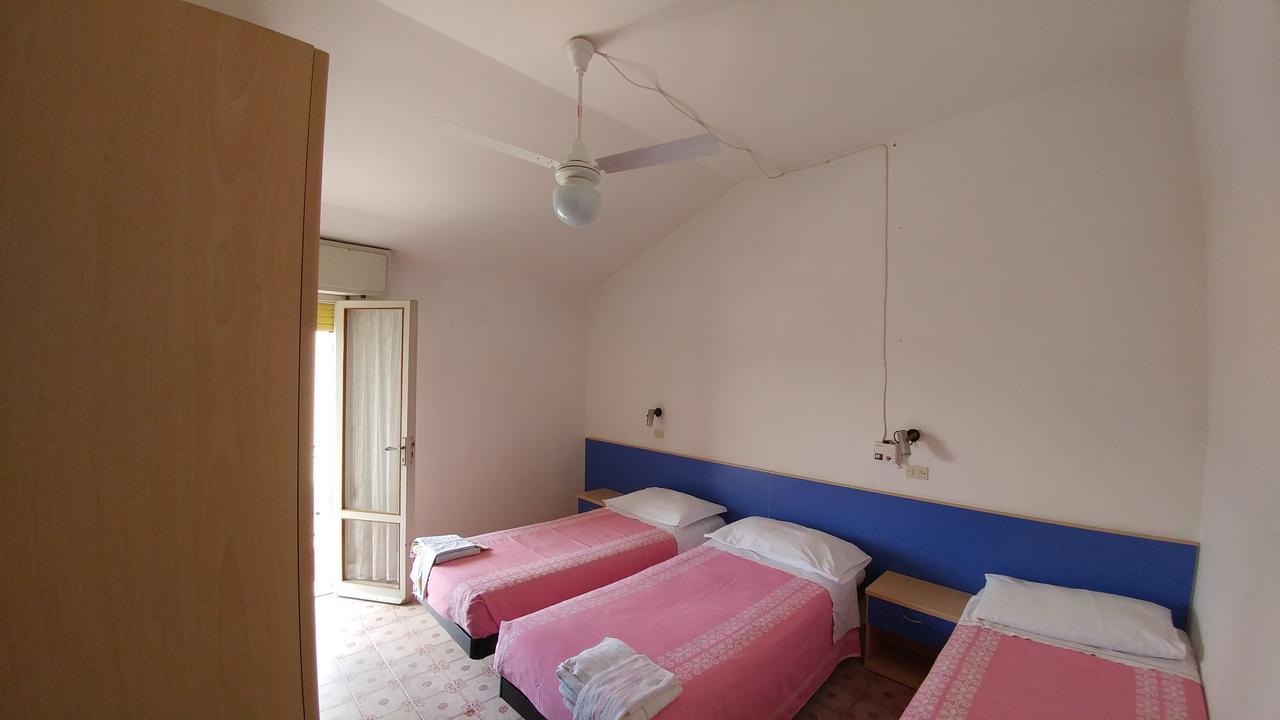 Hotel Stoccarda Rimini Ngoại thất bức ảnh
